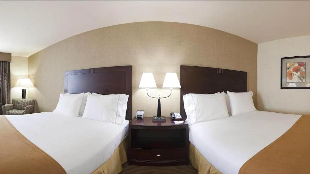 Holiday Inn Express Fresno Northwest - Herndon By Ihg Zewnętrze zdjęcie