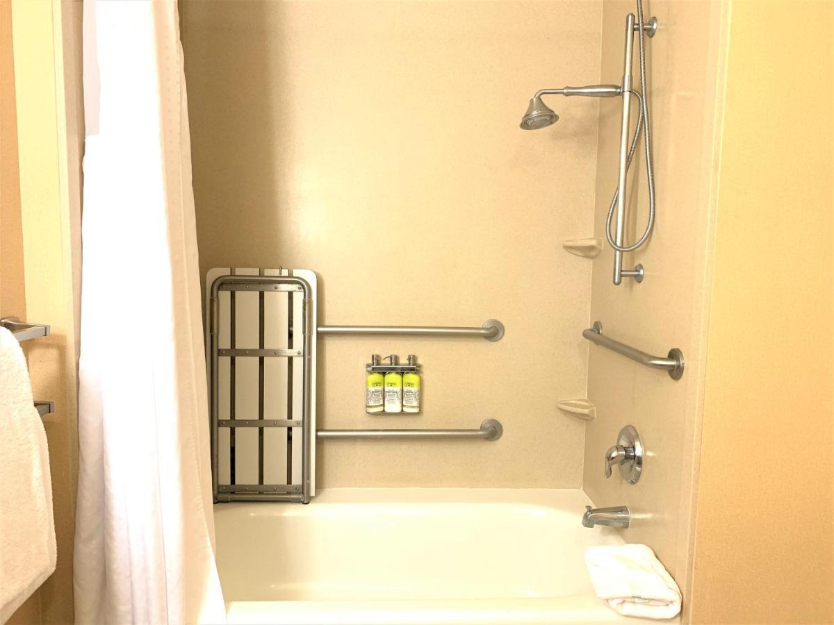 Holiday Inn Express Fresno Northwest - Herndon By Ihg Zewnętrze zdjęcie